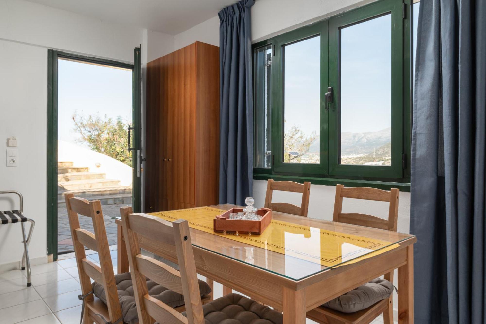 Blue Horizon Apartments Stalís Ngoại thất bức ảnh