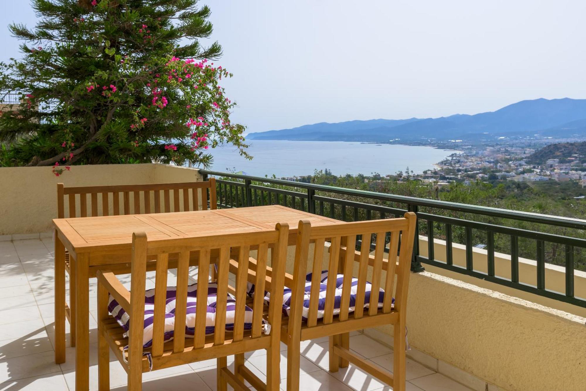 Blue Horizon Apartments Stalís Ngoại thất bức ảnh